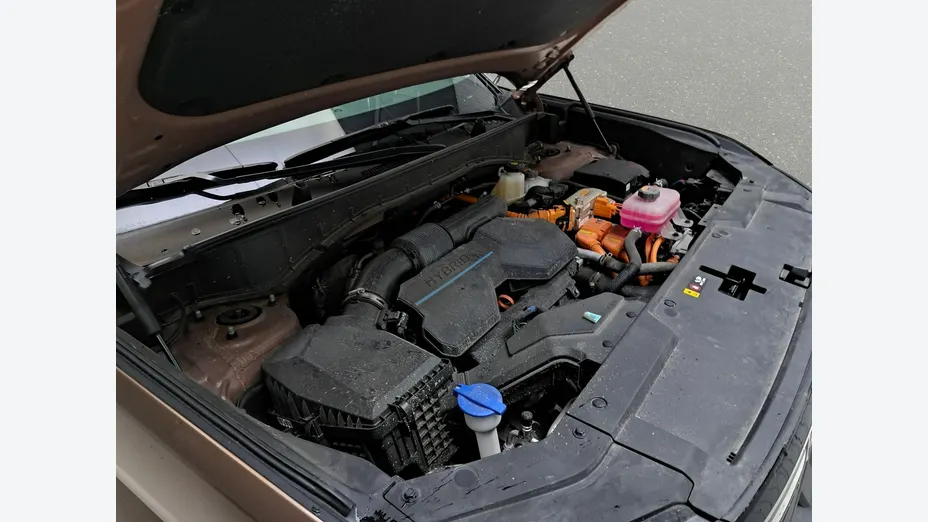 HYUNDAI Santa Fe -