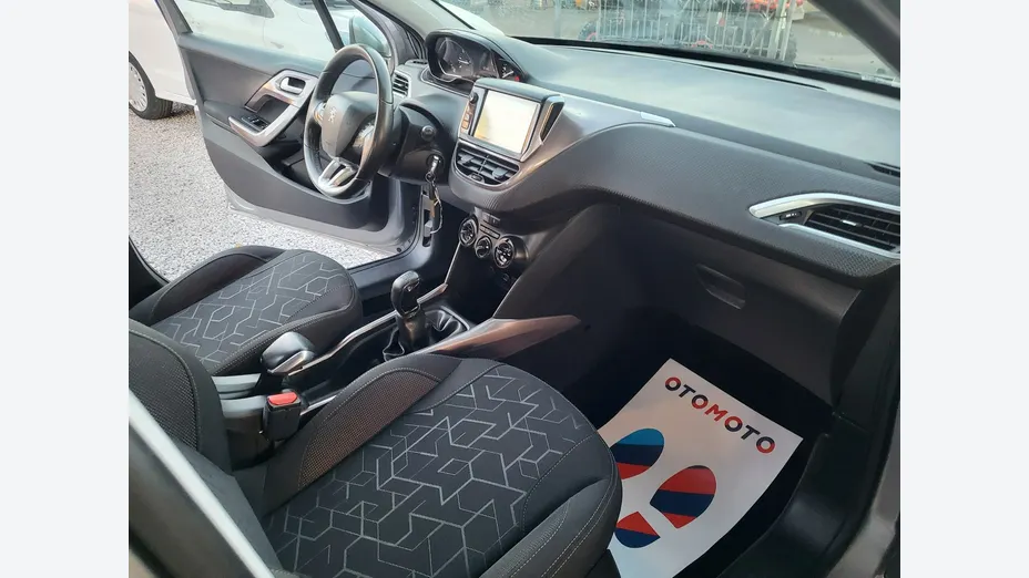 PEUGEOT 2008 -