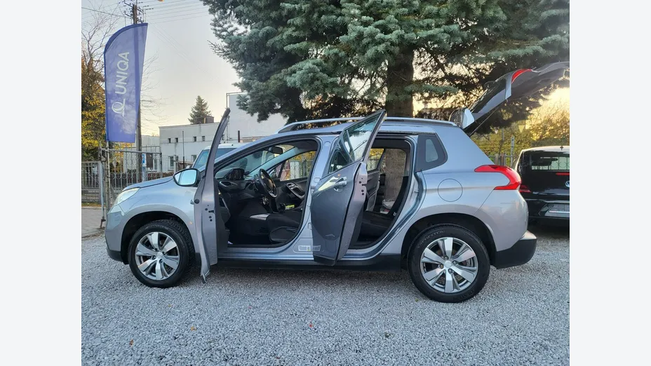PEUGEOT 2008 -