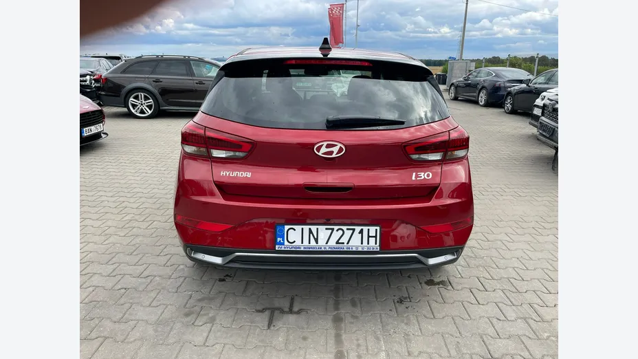 HYUNDAI i30 -