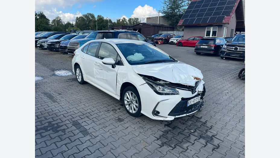 TOYOTA Corolla -