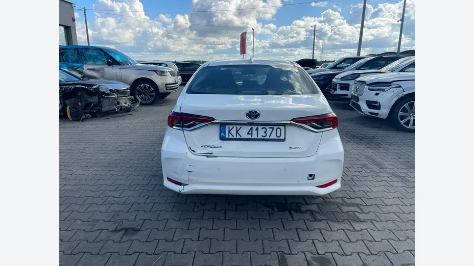 TOYOTA Corolla -