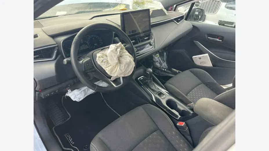 TOYOTA Corolla -