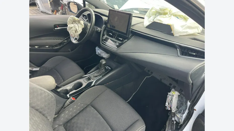 TOYOTA Corolla -