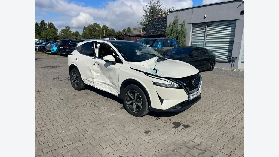 NISSAN Qashqai -