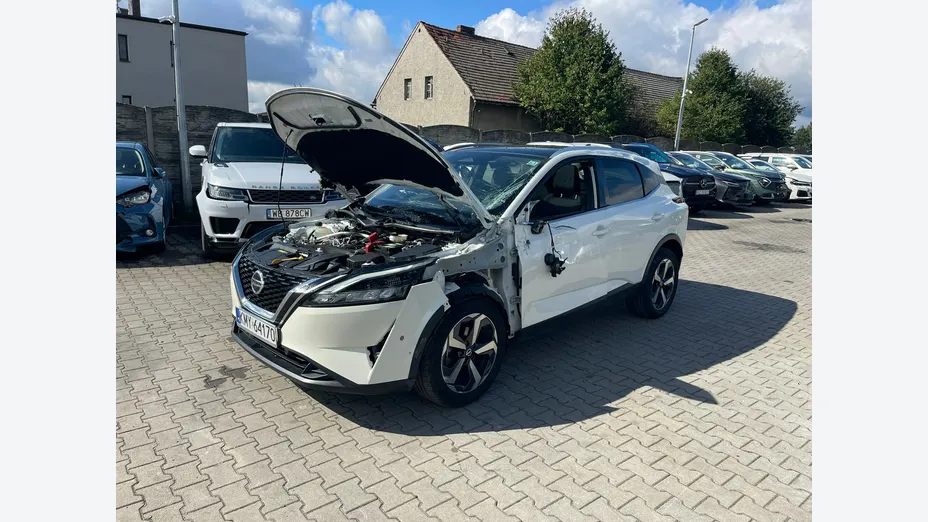 NISSAN Qashqai -