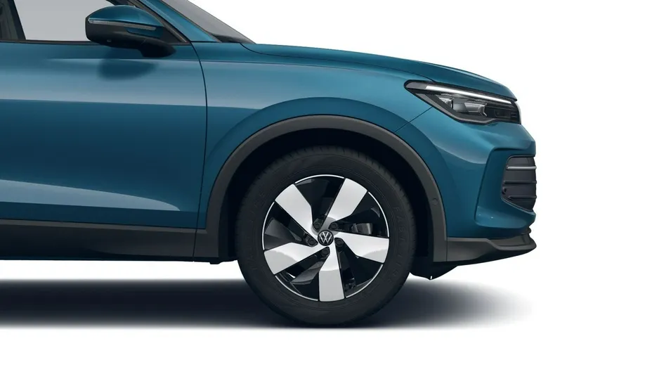 VOLKSWAGEN Tiguan -