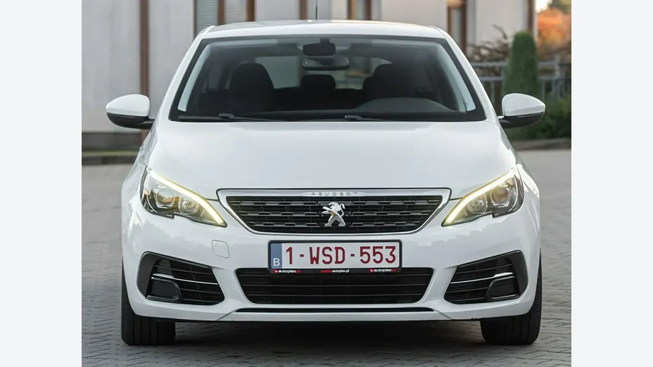 PEUGEOT 308 -