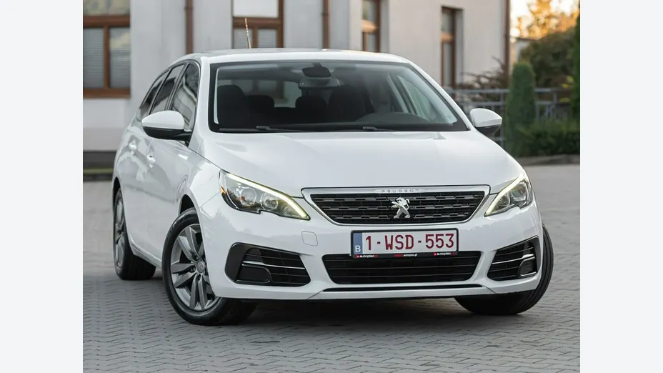 PEUGEOT 308 -