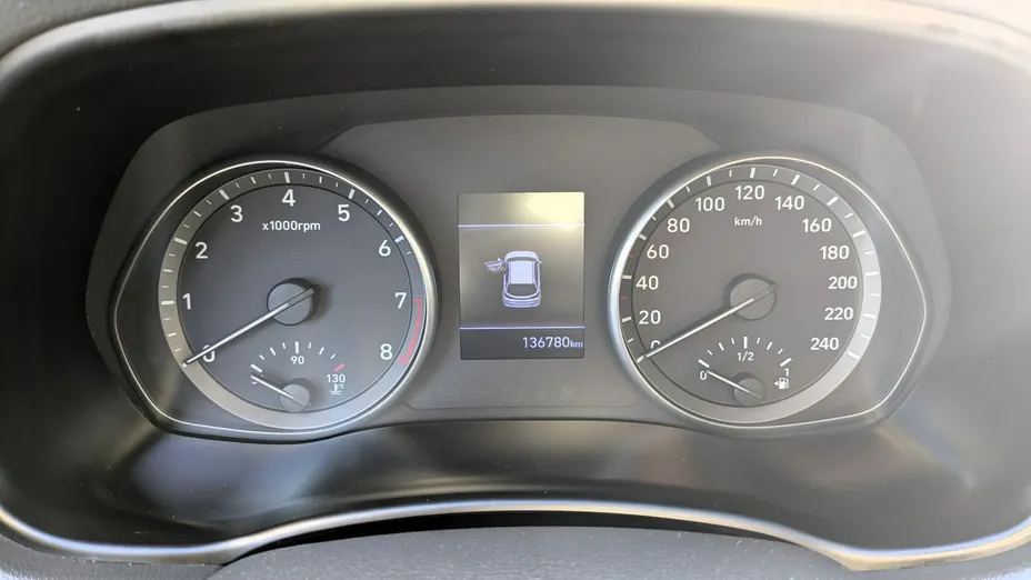 HYUNDAI i30 -