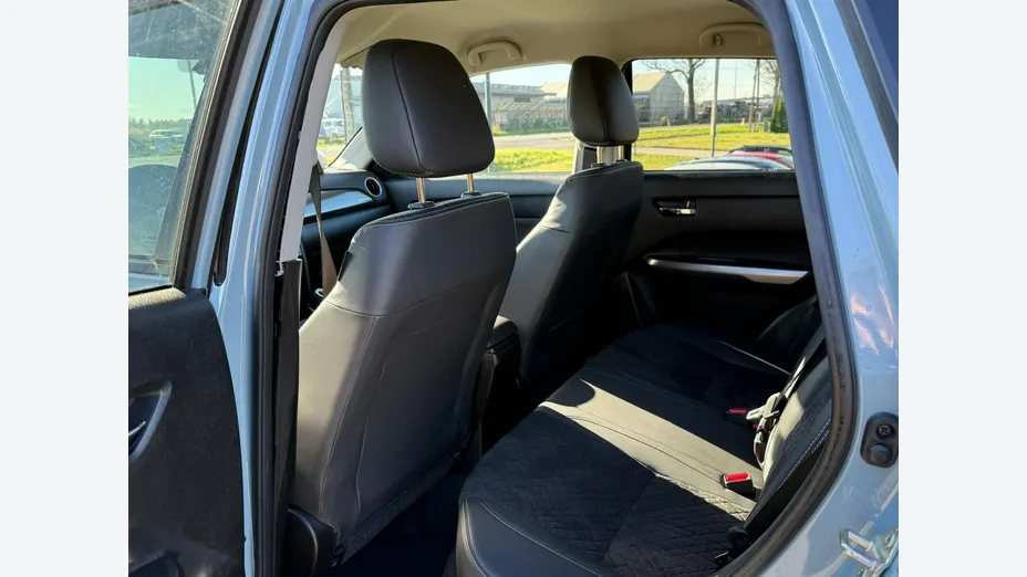 SUZUKI Vitara -