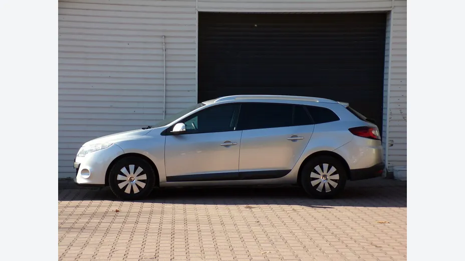 RENAULT Megane -
