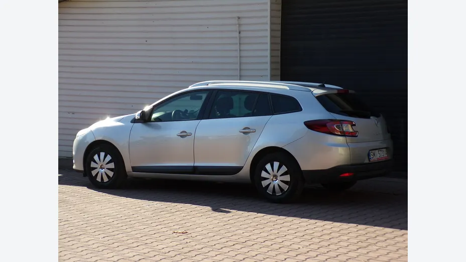 RENAULT Megane -