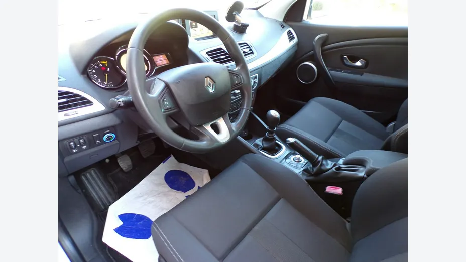 RENAULT Megane -