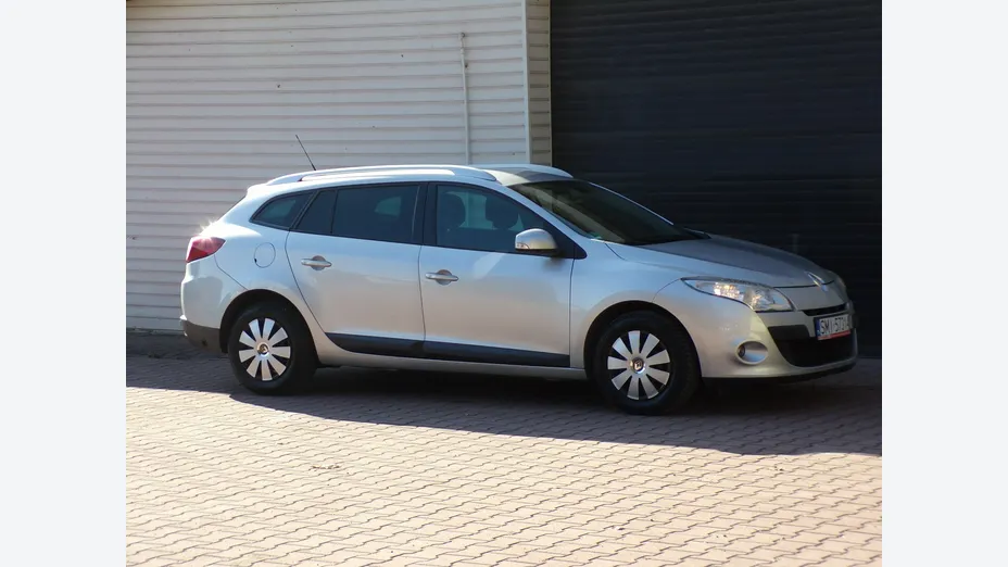 RENAULT Megane -