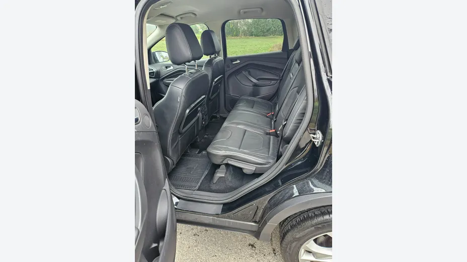 FORD Kuga -