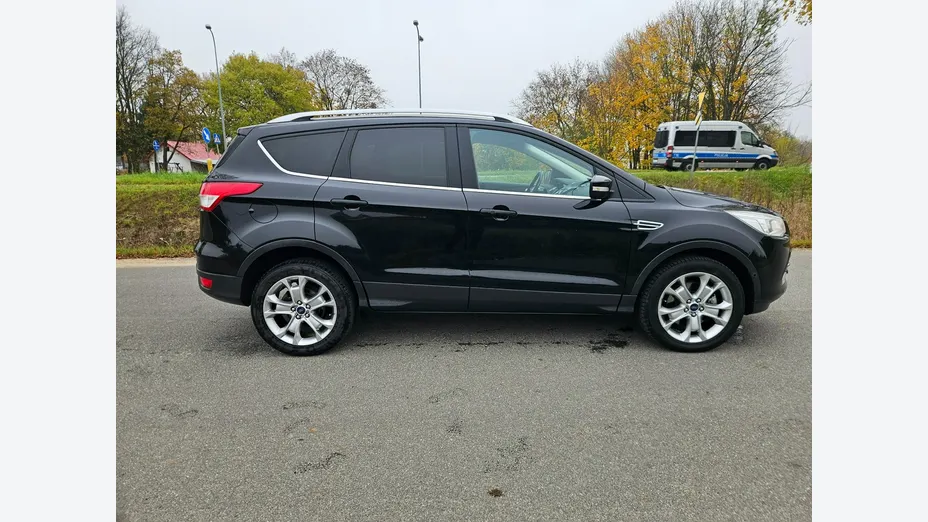 FORD Kuga -