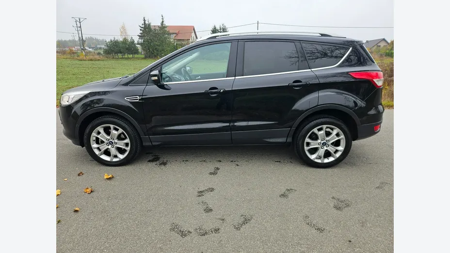 FORD Kuga -