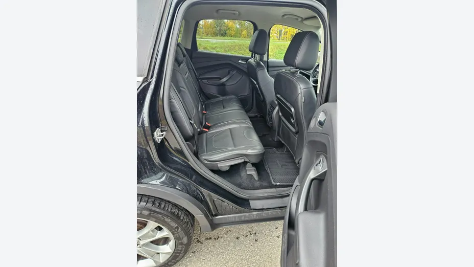 FORD Kuga -
