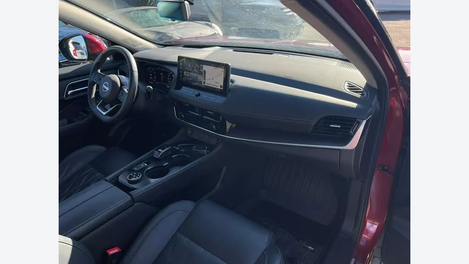 NISSAN X-Trail -