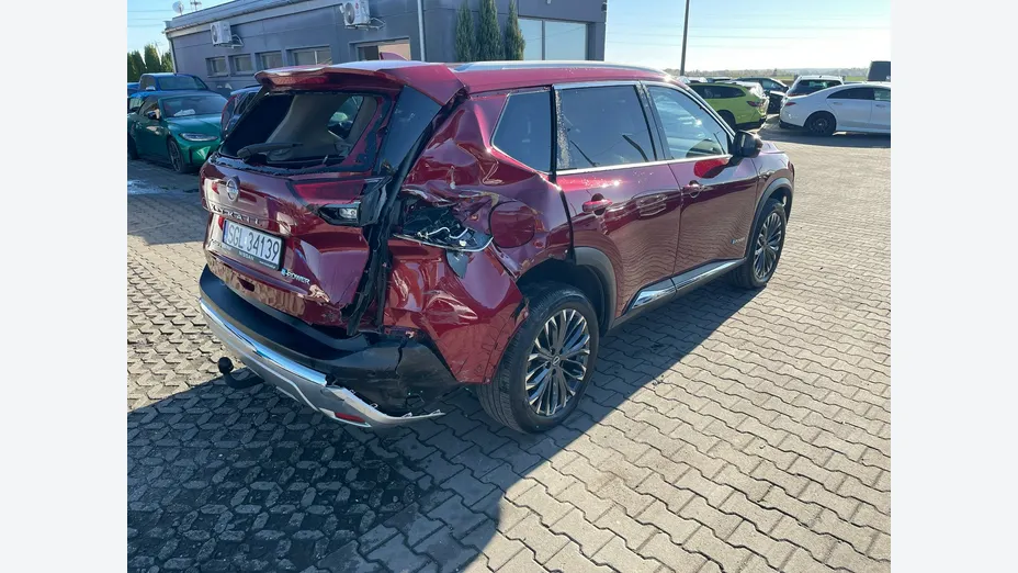 NISSAN X-Trail -