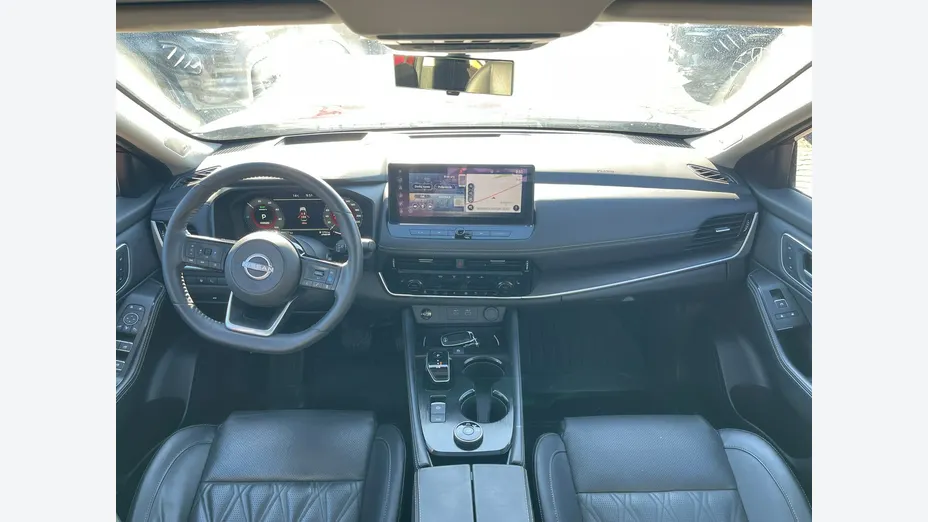 NISSAN X-Trail -