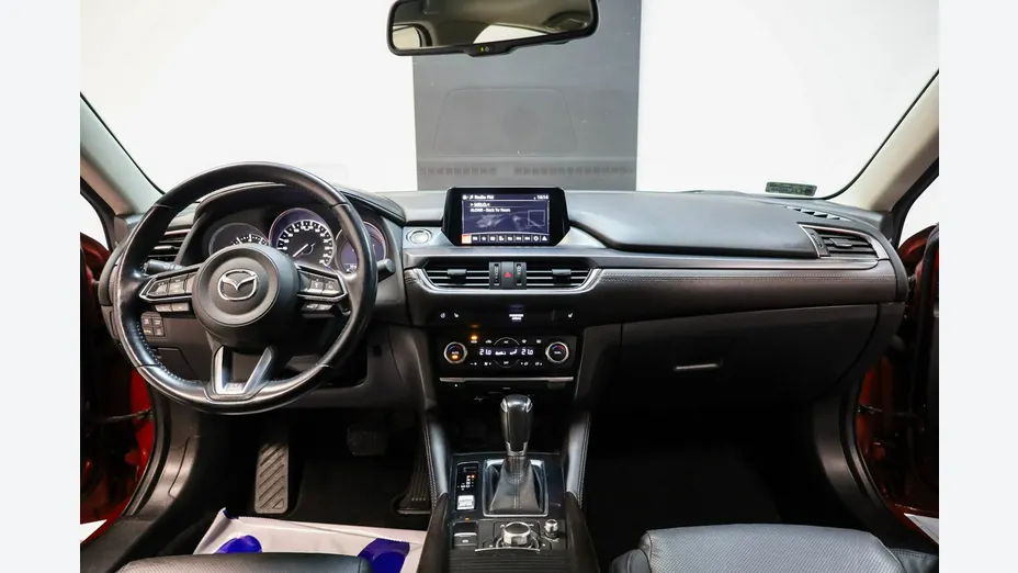 MAZDA 6 -
