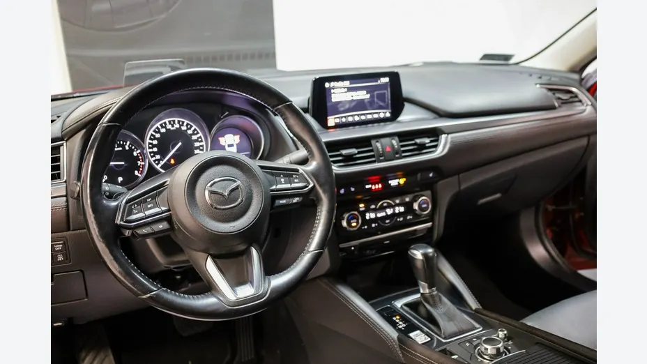 MAZDA 6 -