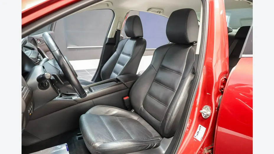 MAZDA 6 -