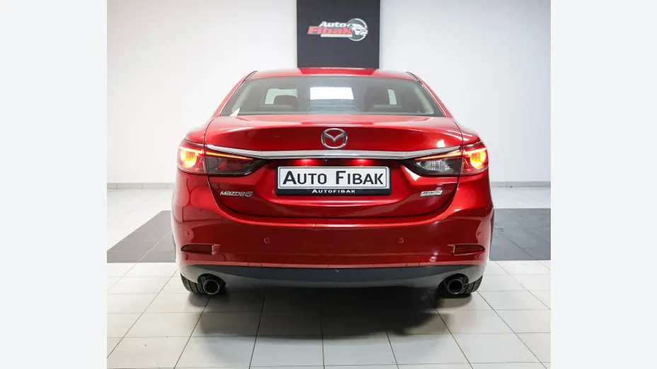 MAZDA 6 -