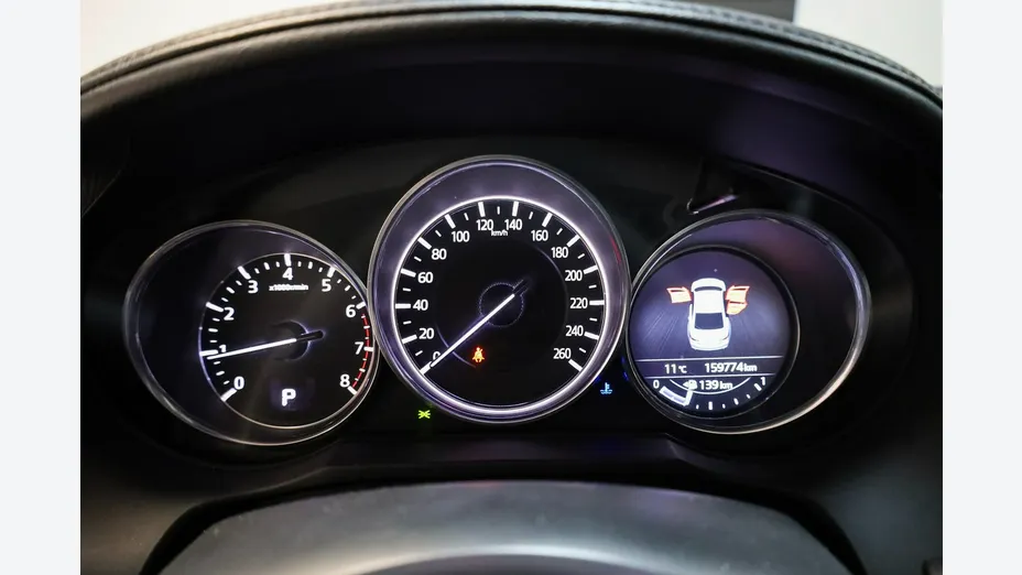 MAZDA 6 -