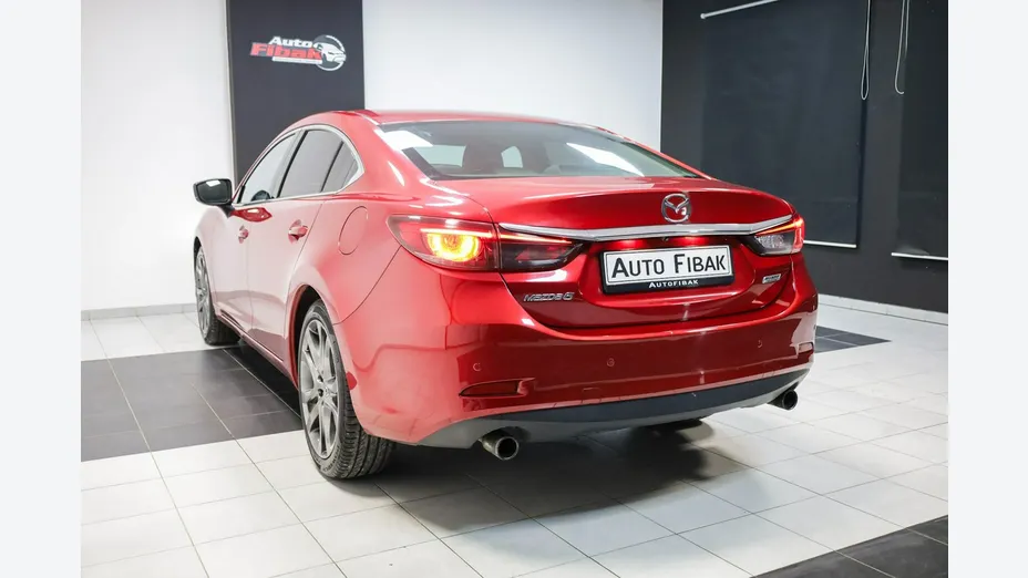 MAZDA 6 -