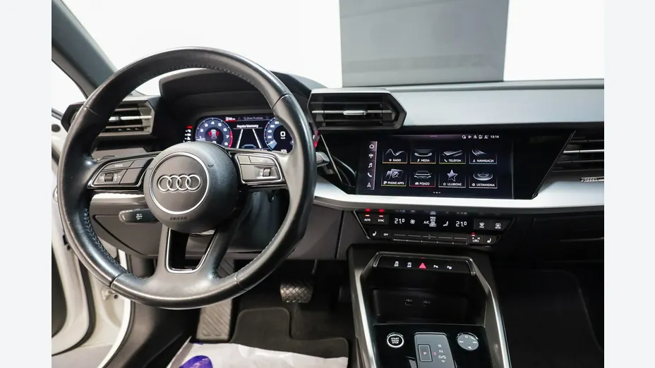 AUDI A3 Sportback -