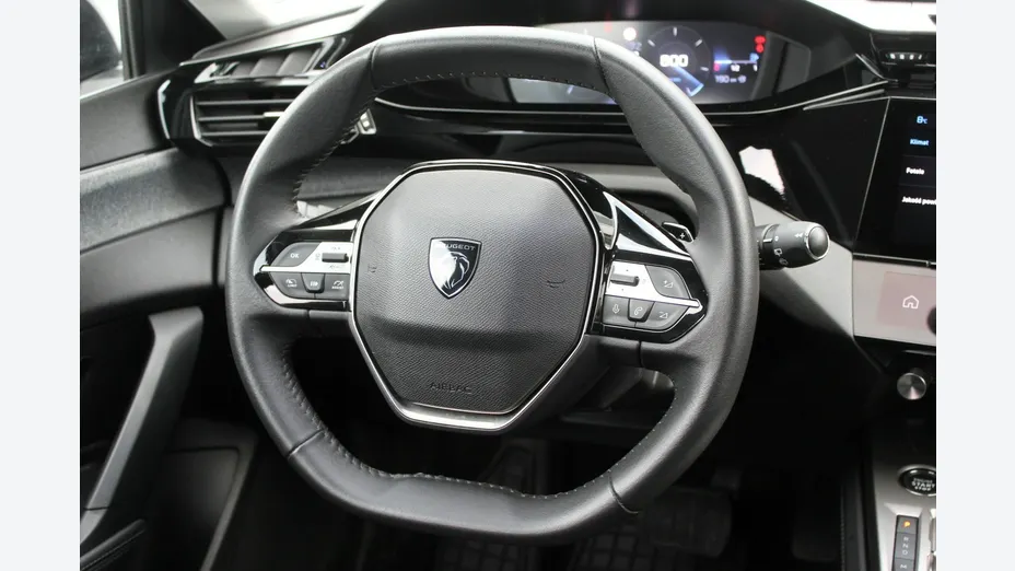 PEUGEOT 308 -
