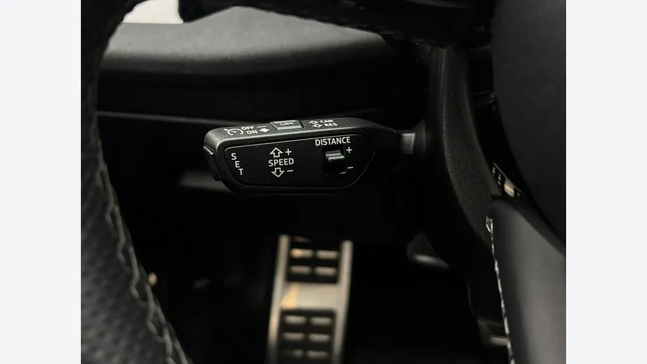 AUDI S3 -