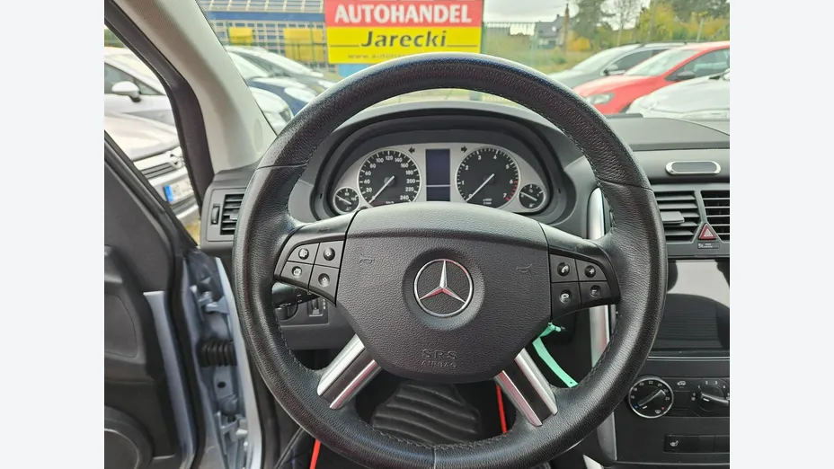 MERCEDES-BENZ B Klasa -