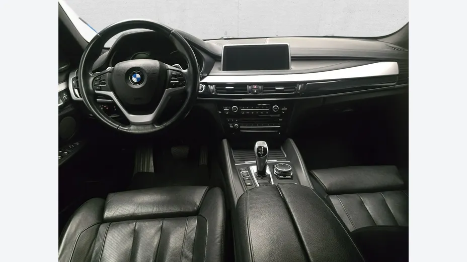 BMW X6 -