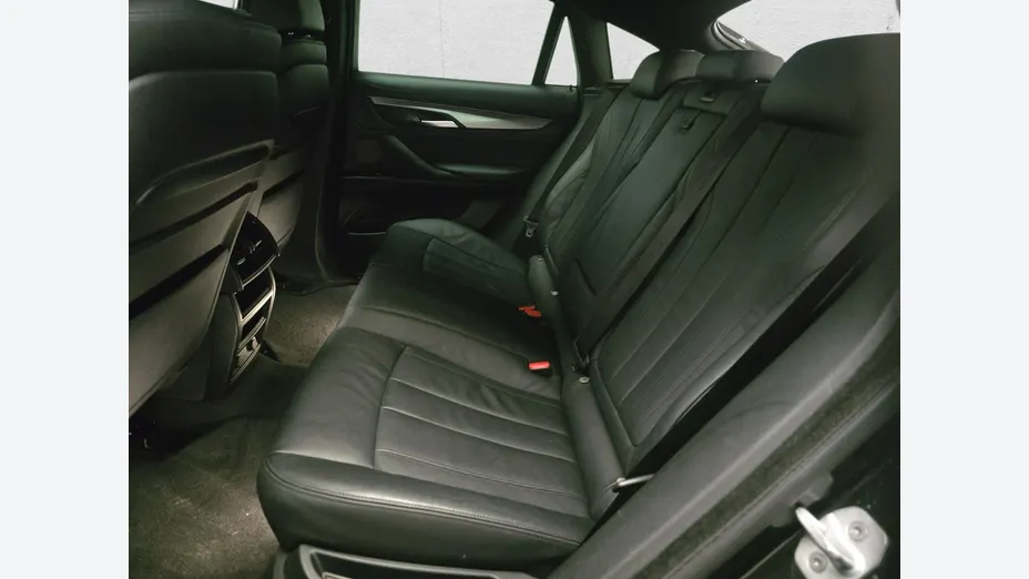 BMW X6 -
