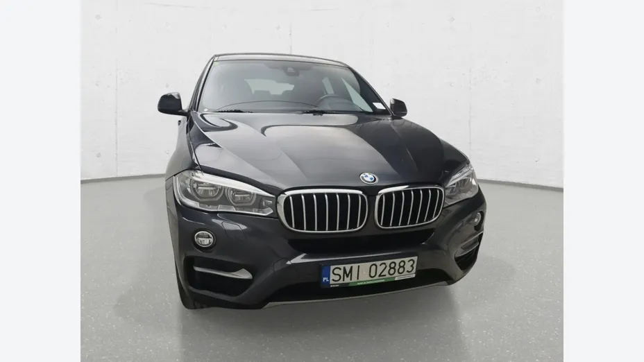 BMW X6 -