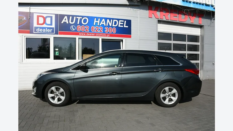 HYUNDAI i40 -