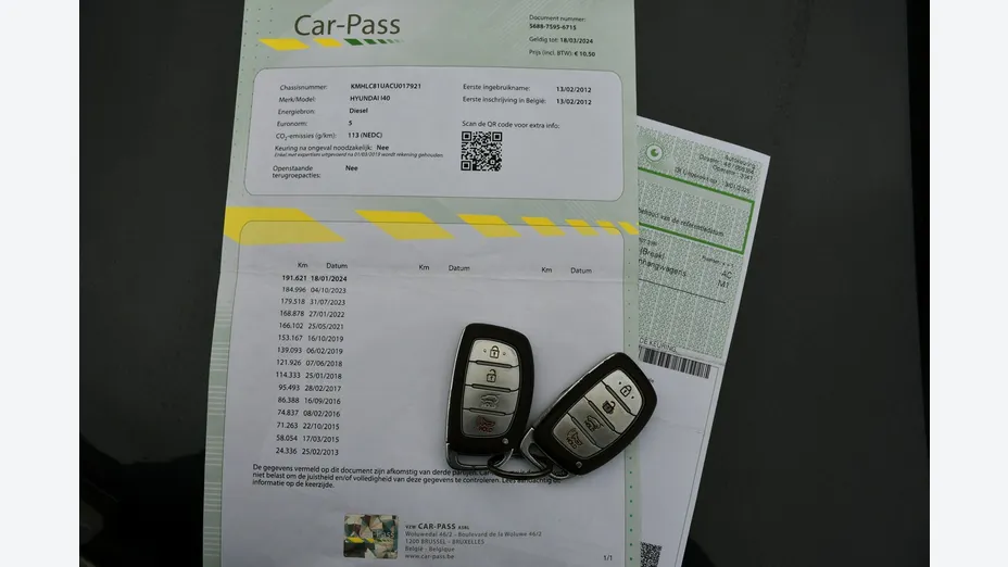 HYUNDAI i40 -