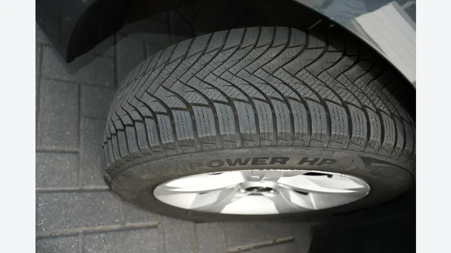 HYUNDAI i40 -