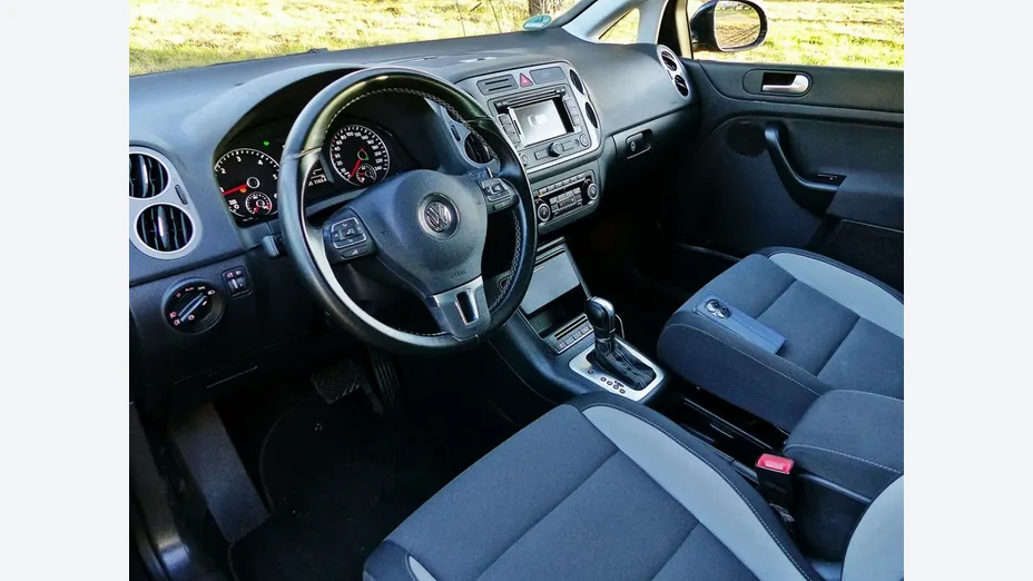 VOLKSWAGEN Golf Plus -