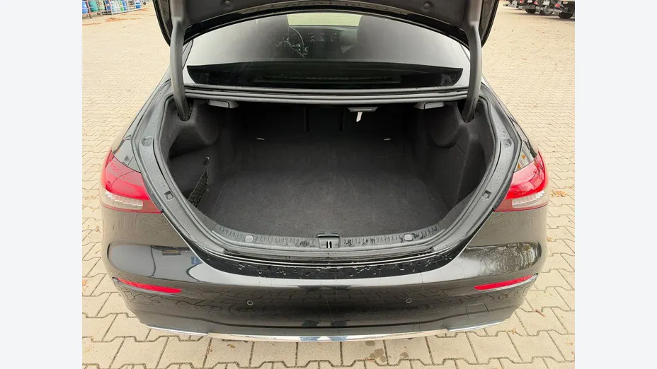 MERCEDES-BENZ E Klasa -