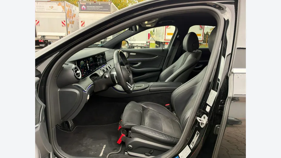 MERCEDES-BENZ E Klasa -