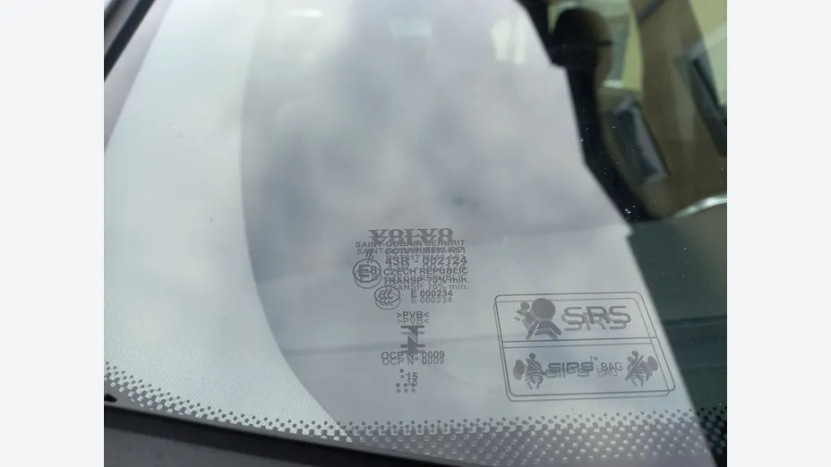 VOLVO XC60 -
