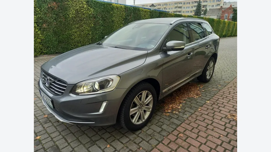 VOLVO XC60 -