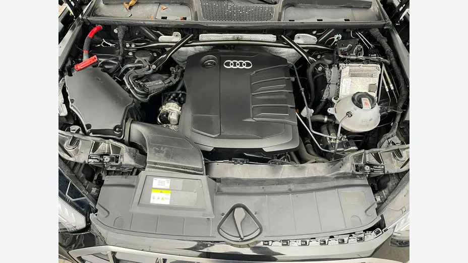 AUDI Q5 -