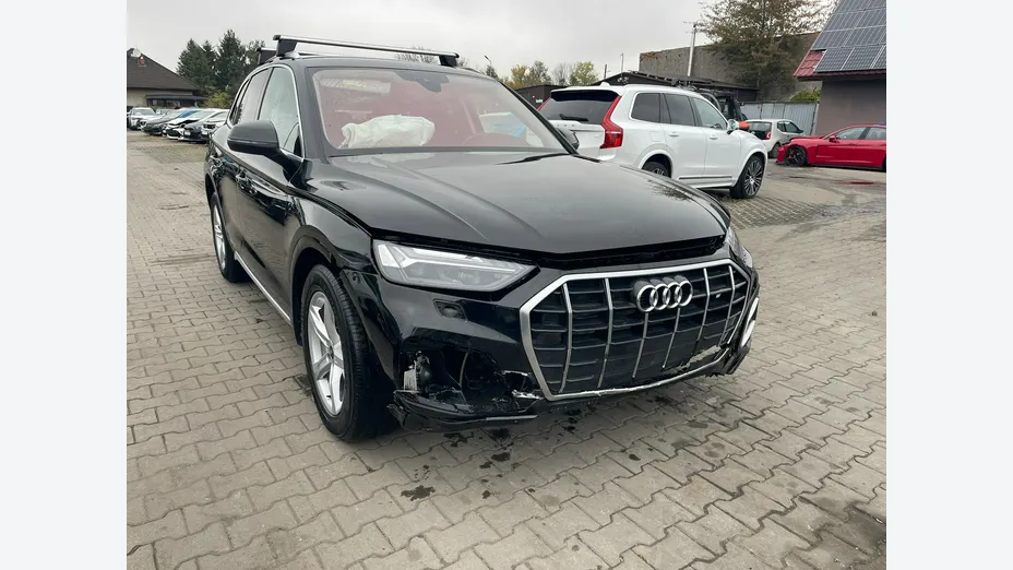 AUDI Q5 -