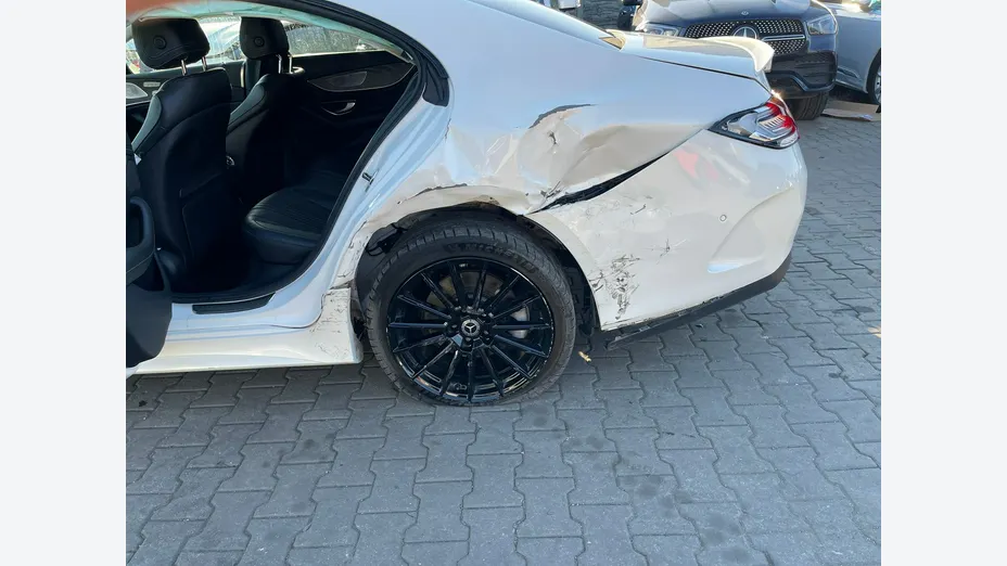 MERCEDES-BENZ CLS -